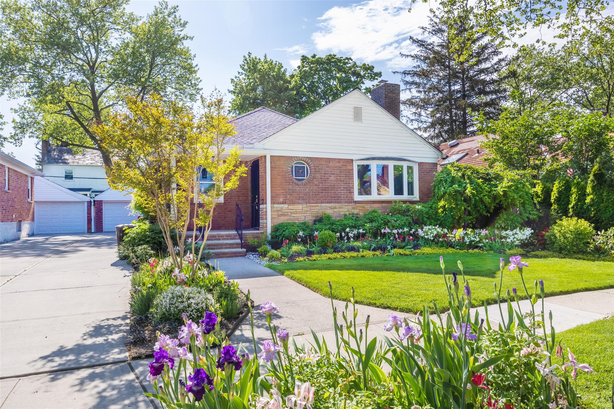 8008 215th Street, Queens Village, New York image 3