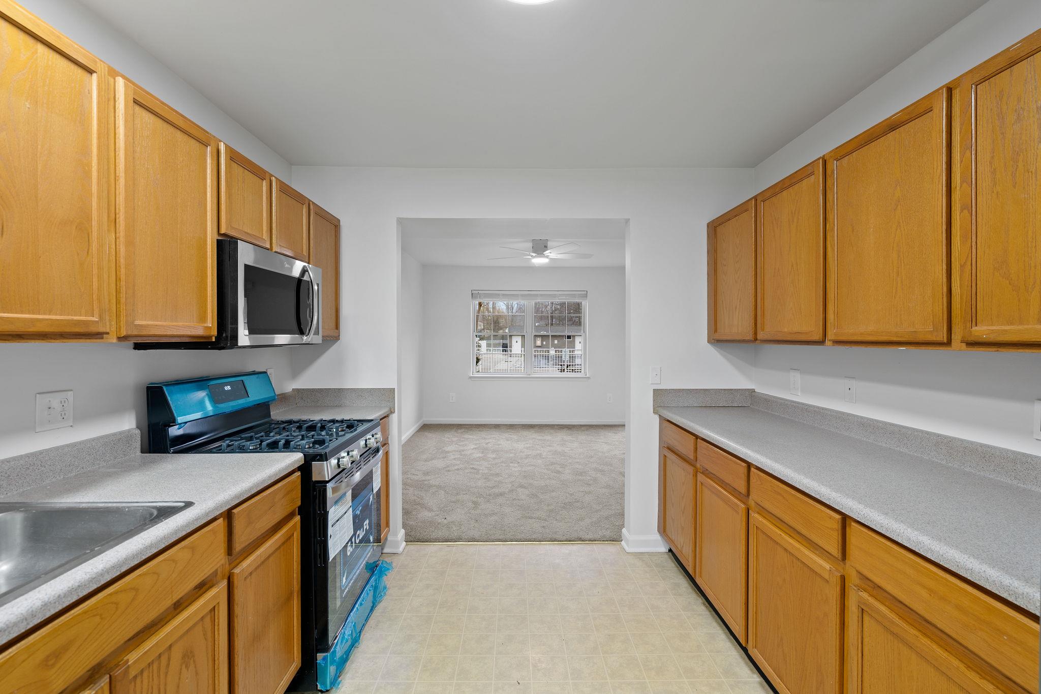 31 Pond Hill Lane, Walden, New York image 4