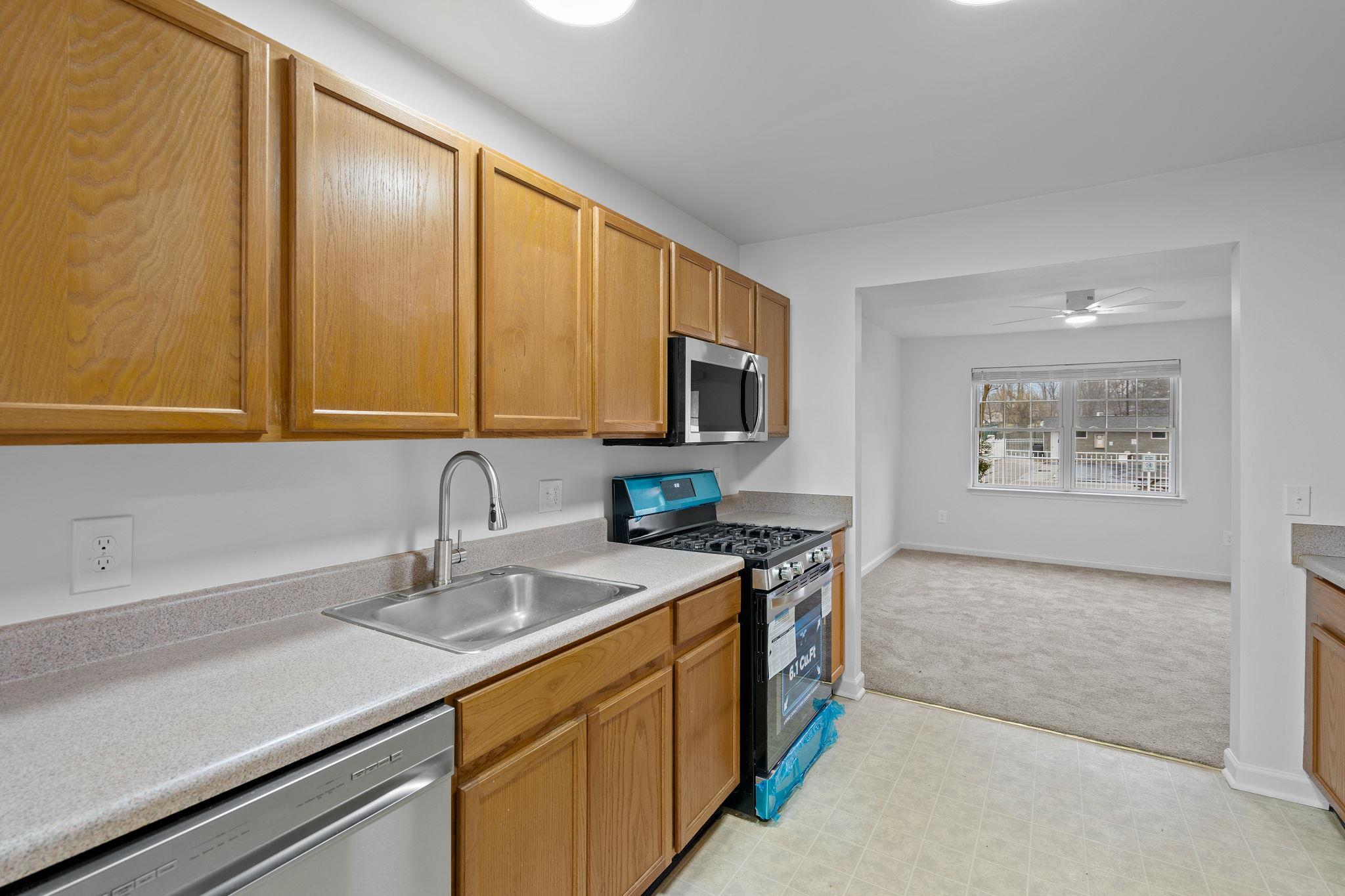 31 Pond Hill Lane, Walden, New York image 5