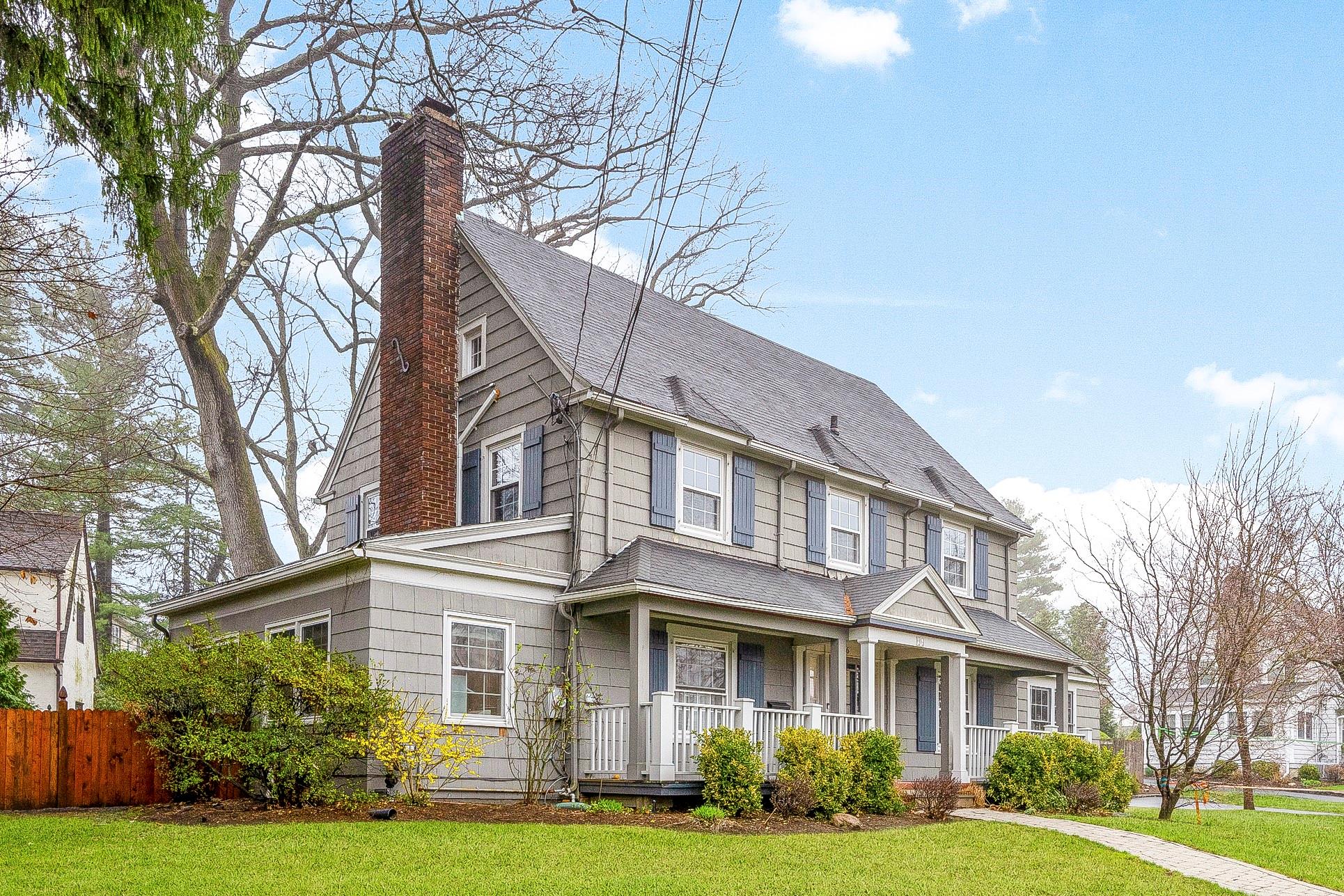 96 Sterling Avenue