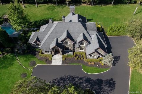 11 Victorian Lane Brookville NY 11545