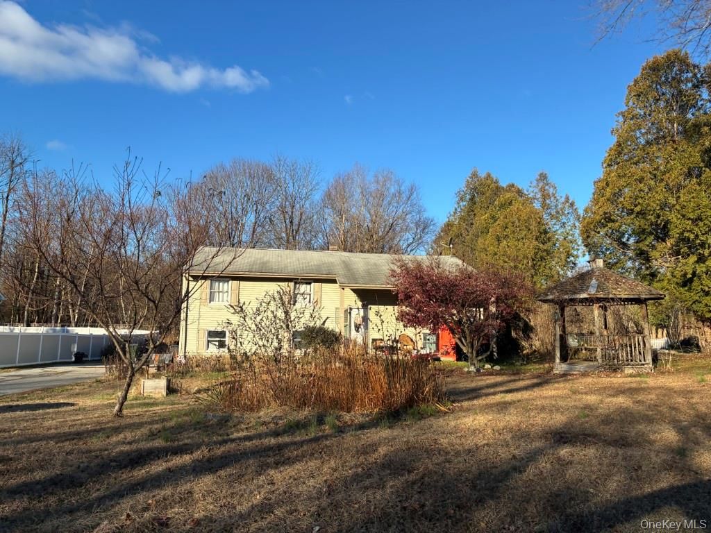 Photo of 11 Myrtle Avenue, Walden, NY 12586 (MLS # 964558)