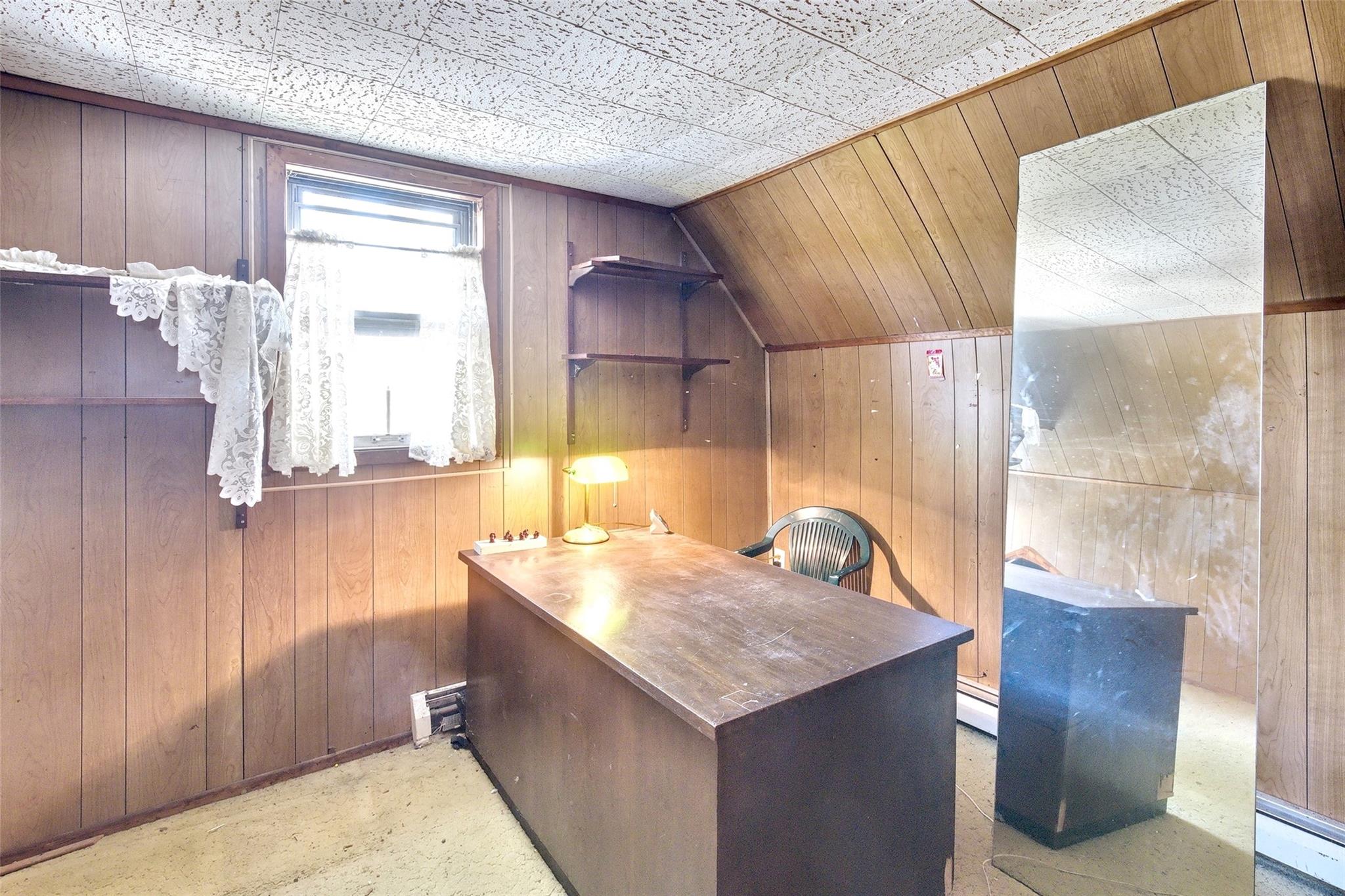 65 Earle Avenue, Lynbrook, New York image 32