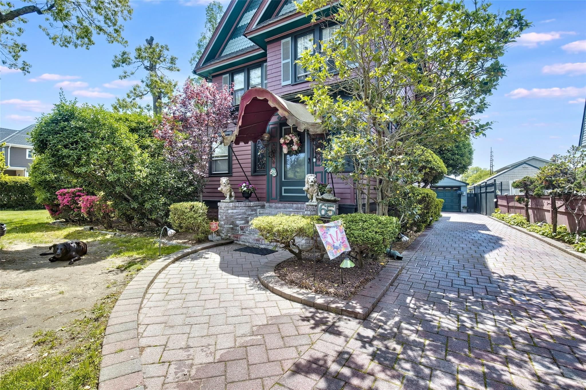 65 Earle Avenue, Lynbrook, New York image 1