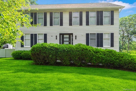 Homes For Sale - 21 Nytko Drive<br/> Pomona, NY 10970