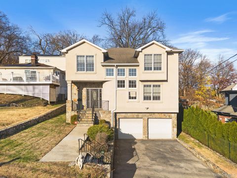 44 Hillwood Place Yonkers NY 10710