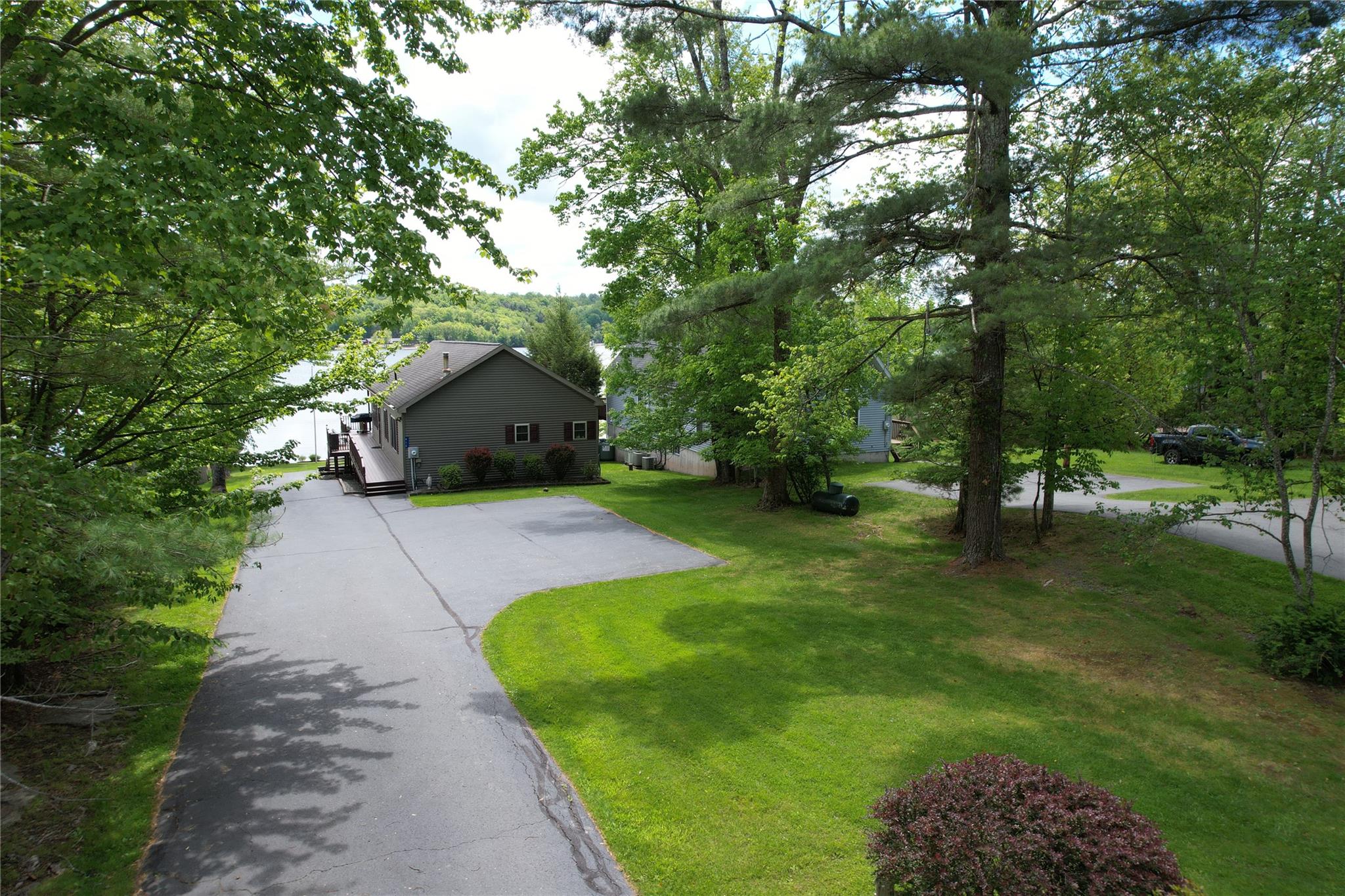 413 Sackett Lake Road, Monticello, New York image 33