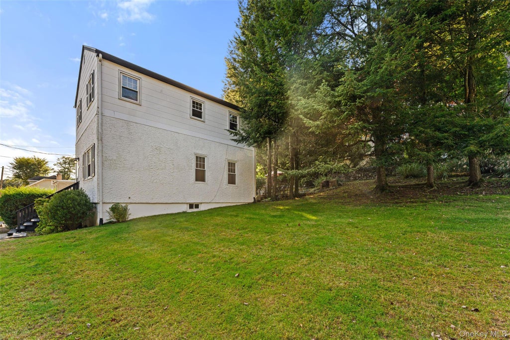 Photo of 53 Stanley Avenue, Hastings-on-Hudson, NY 10706 (MLS # 1035276)
