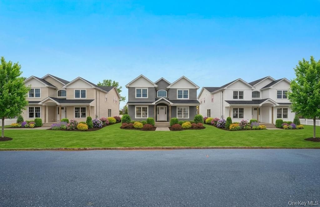 Photo of 89 west Avenue, Hicksville, NY 11801 (MLS # 979182)