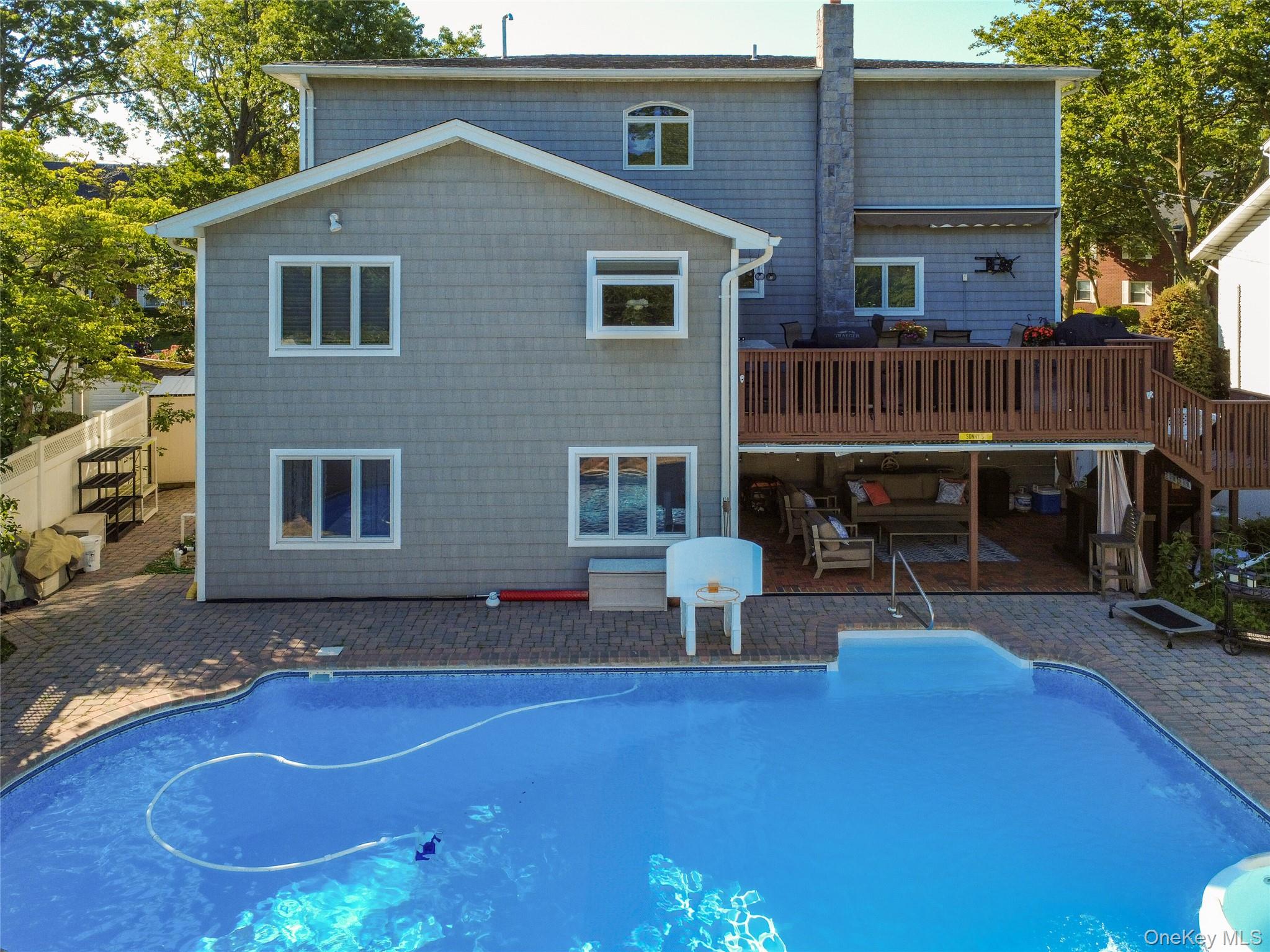 11 Fishermans Drive