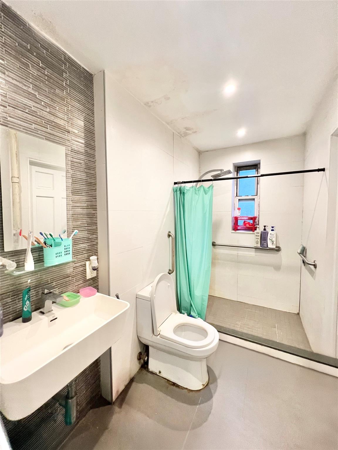 134-39 Blossom Avenue #1E, Flushing, New York image 6