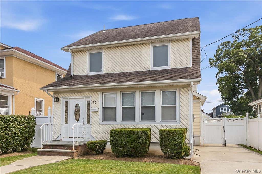Photo of Hempstead, NY 11550 (MLS # 1027293)