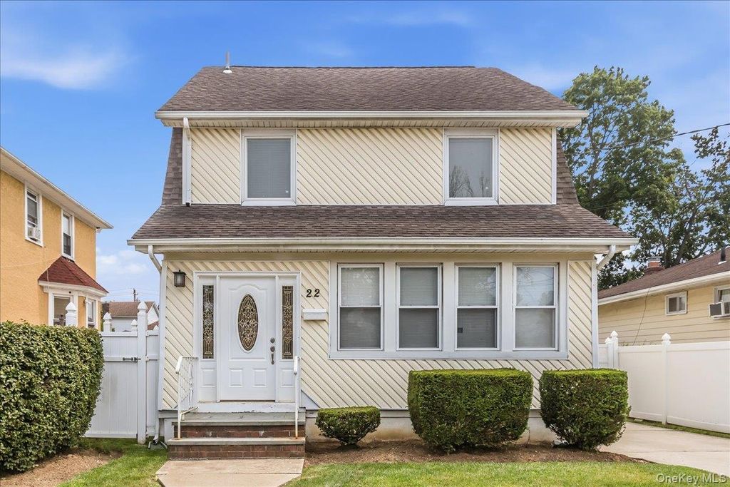 Photo of Hempstead, NY 11550 (MLS # 1027293)