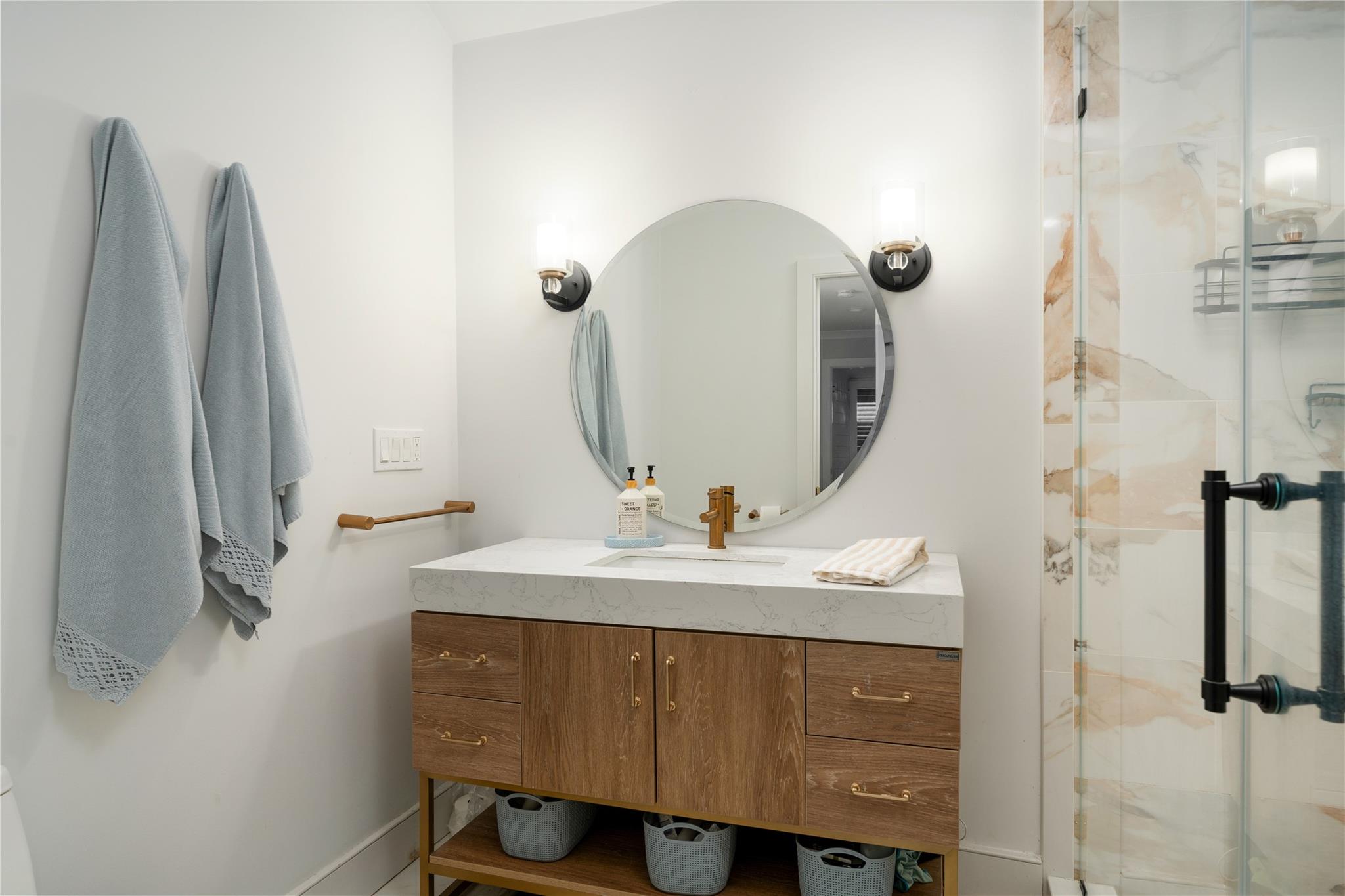 45 Bell Circle, Port Jefferson, New York image 21