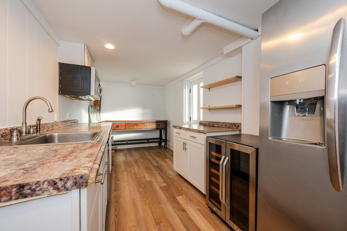 45 Bell Circle, Port Jefferson, New York image 33