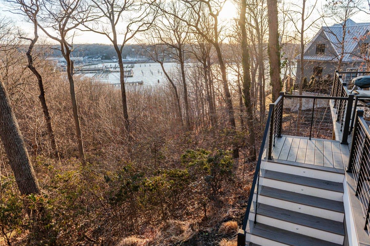 45 Bell Circle, Port Jefferson, New York image 44