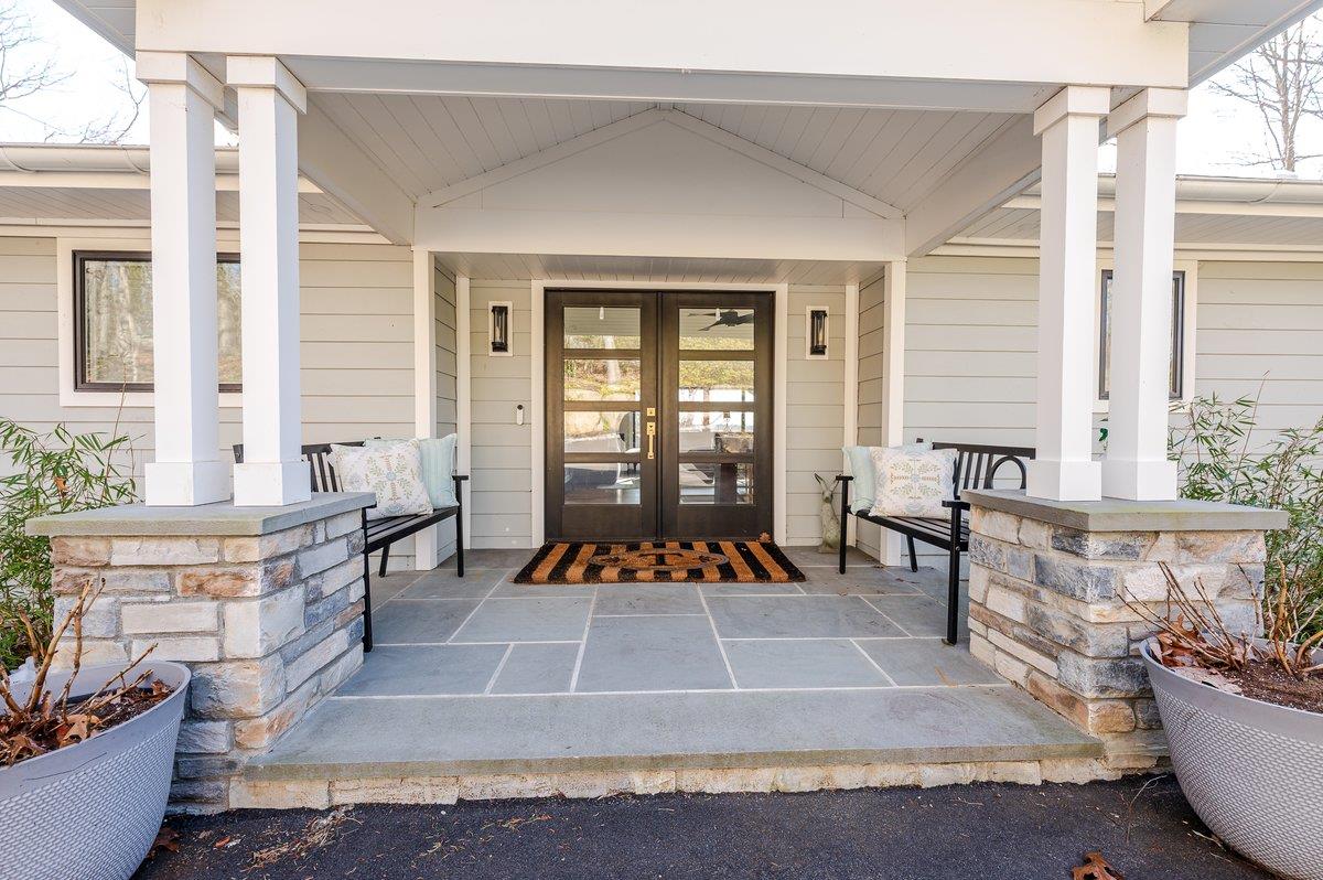 45 Bell Circle, Port Jefferson, New York image 46