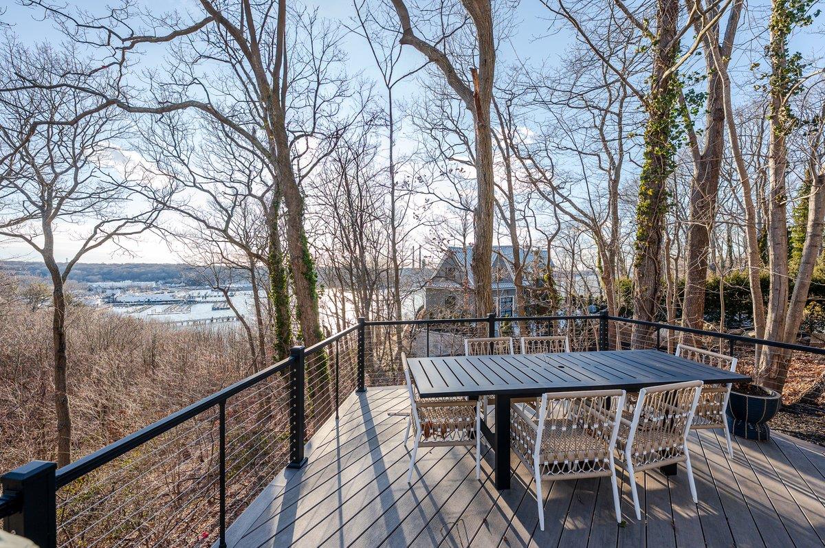 45 Bell Circle, Port Jefferson, New York image 43