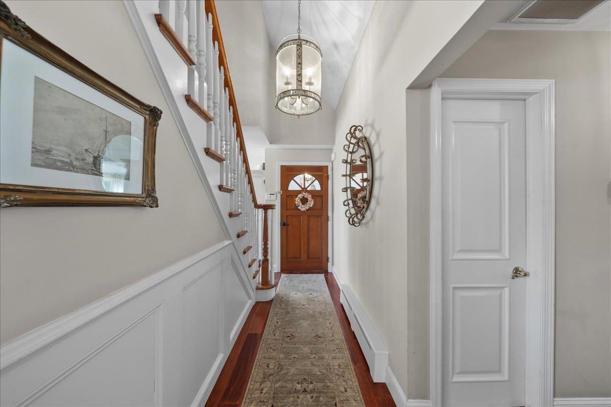 17 Harbour Road, Babylon, New York image 7
