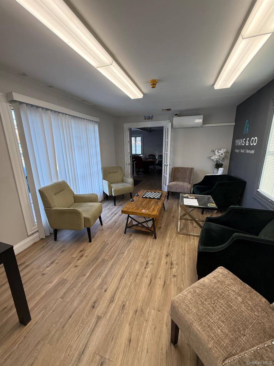 218 Ronkonkoma Avenue