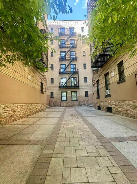 Photo of 61-09 39th Avenue, Woodside, NY 11377 (MLS # 997787)