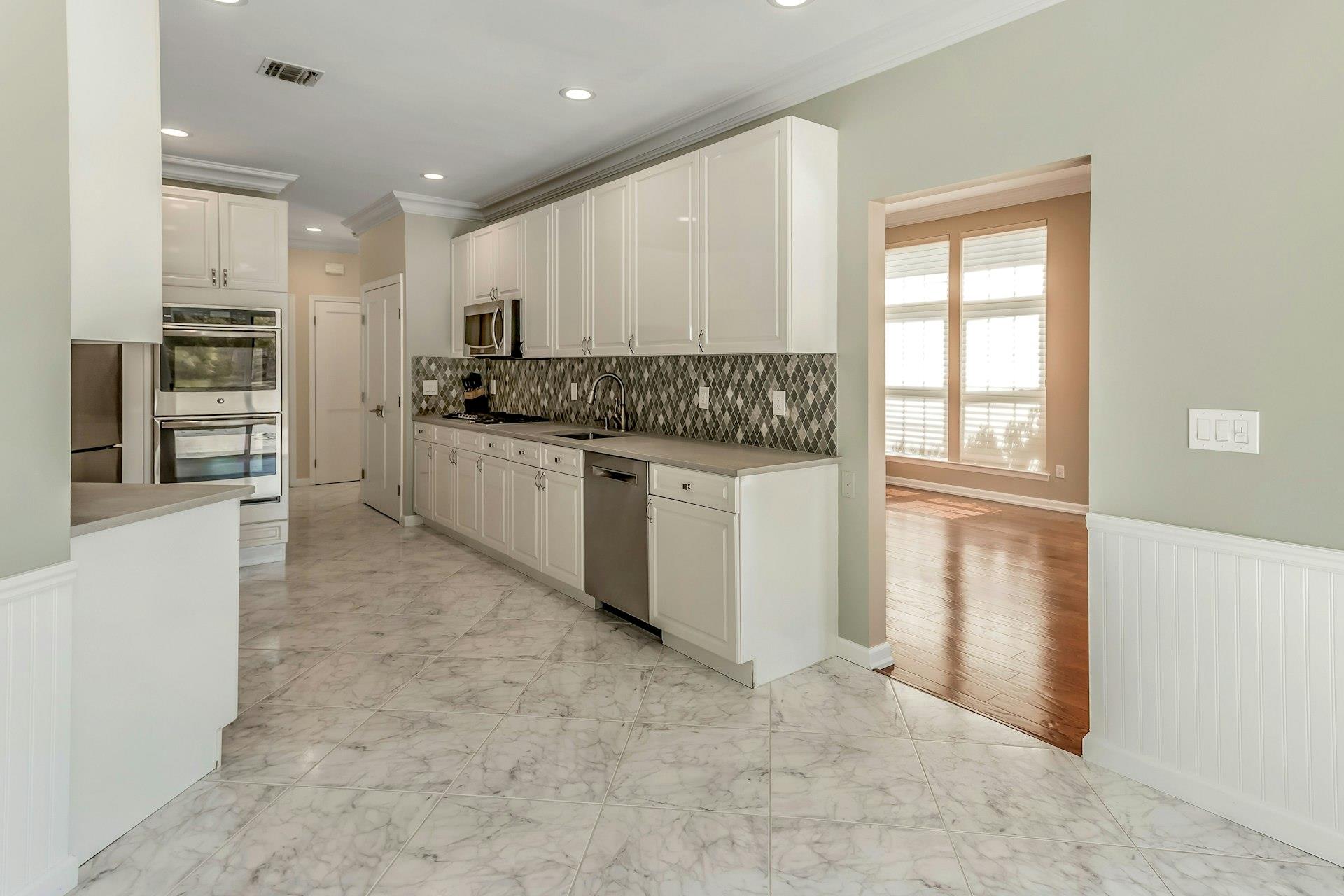 93 Hamlet Drive #93, Commack, New York image 15