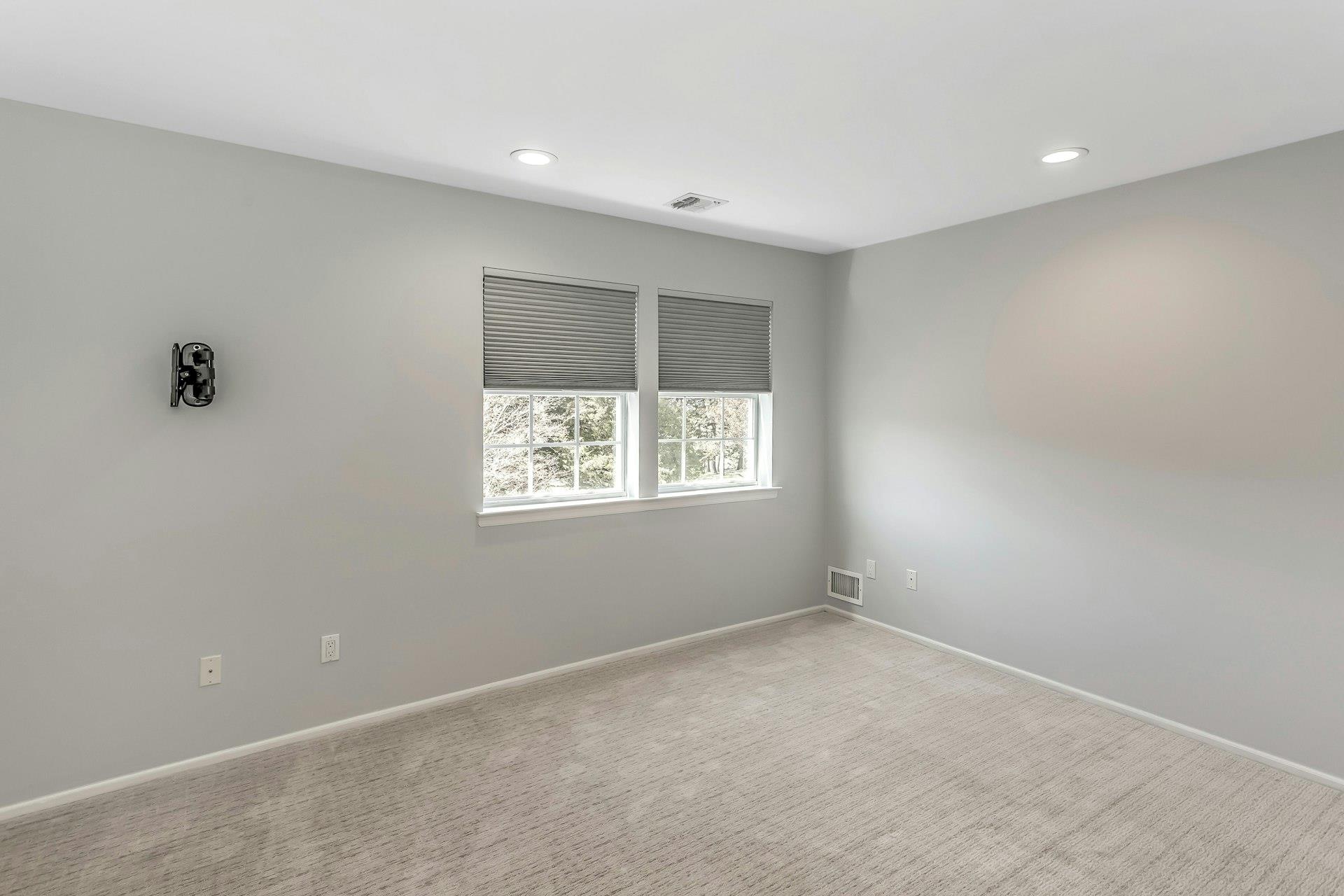 93 Hamlet Drive #93, Commack, New York image 33