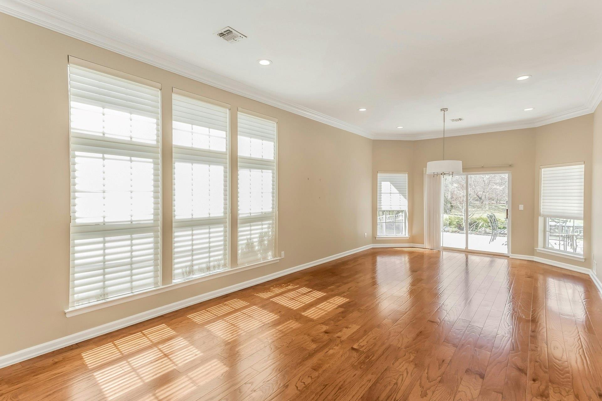 93 Hamlet Drive #93, Commack, New York image 12