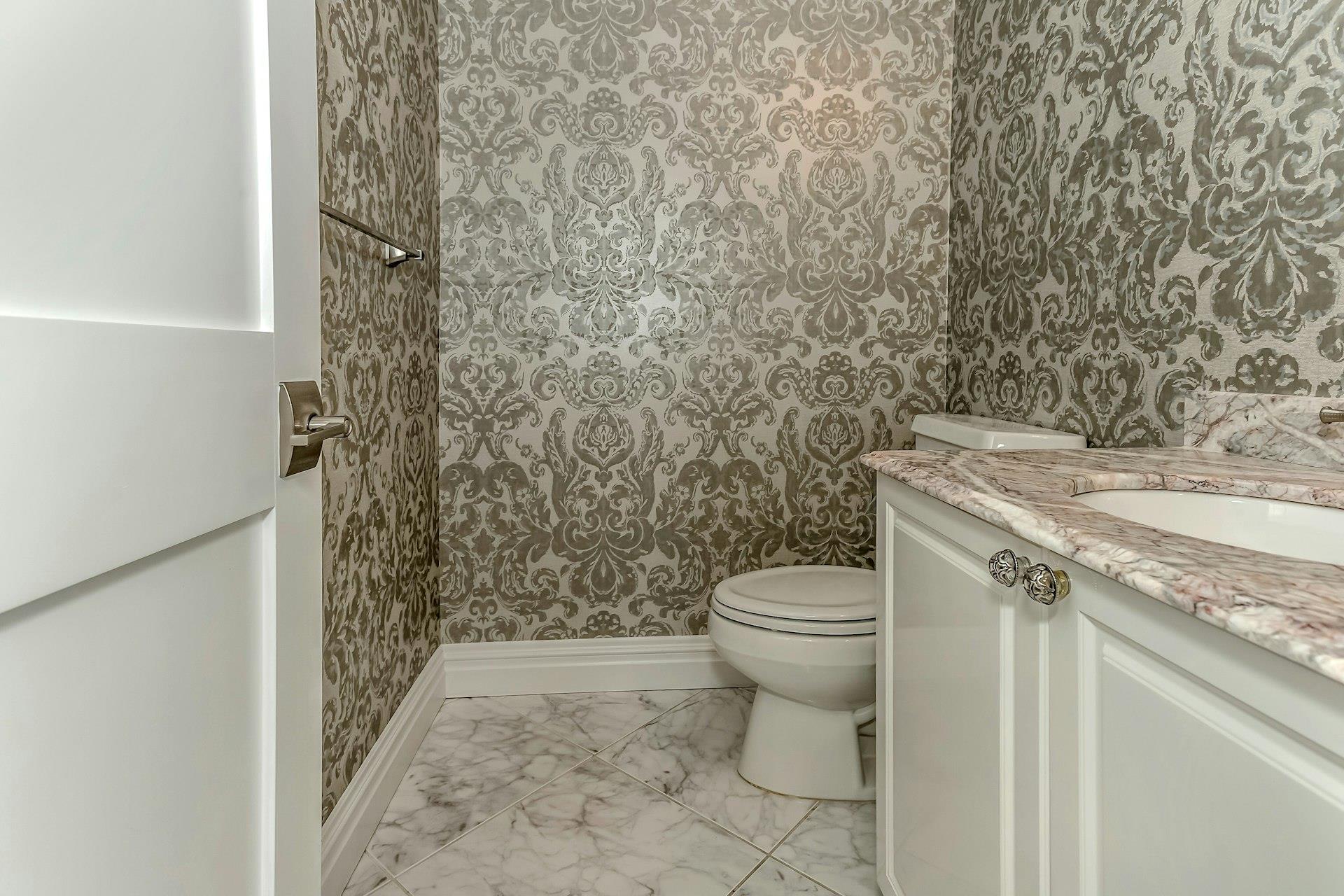 93 Hamlet Drive #93, Commack, New York image 30