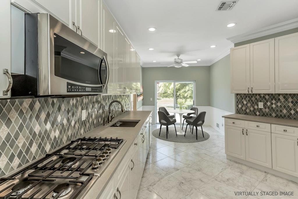 93 Hamlet Drive #93, Commack, New York image 19
