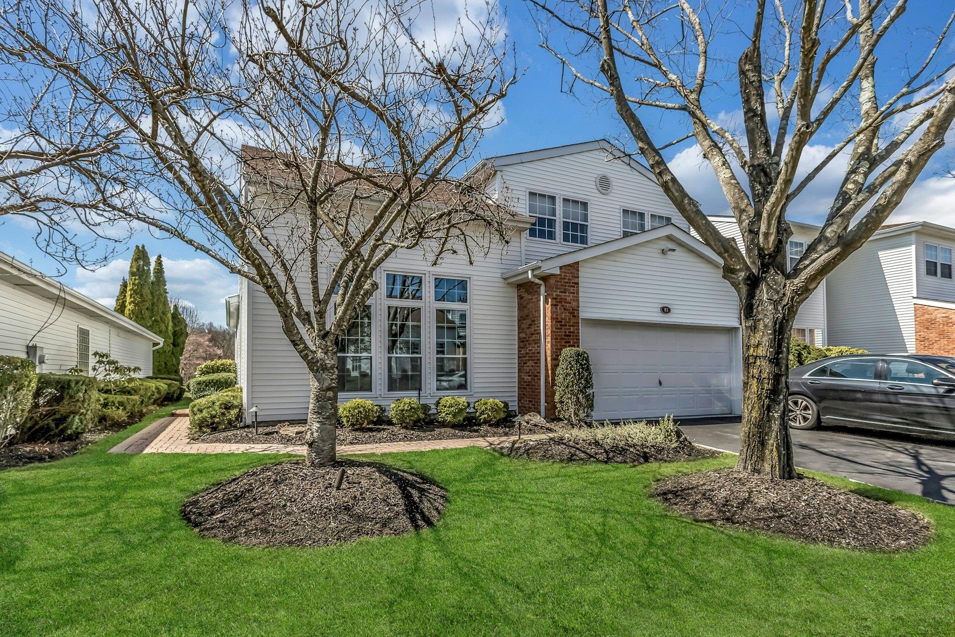 93 Hamlet Drive #93, Commack, New York image 1