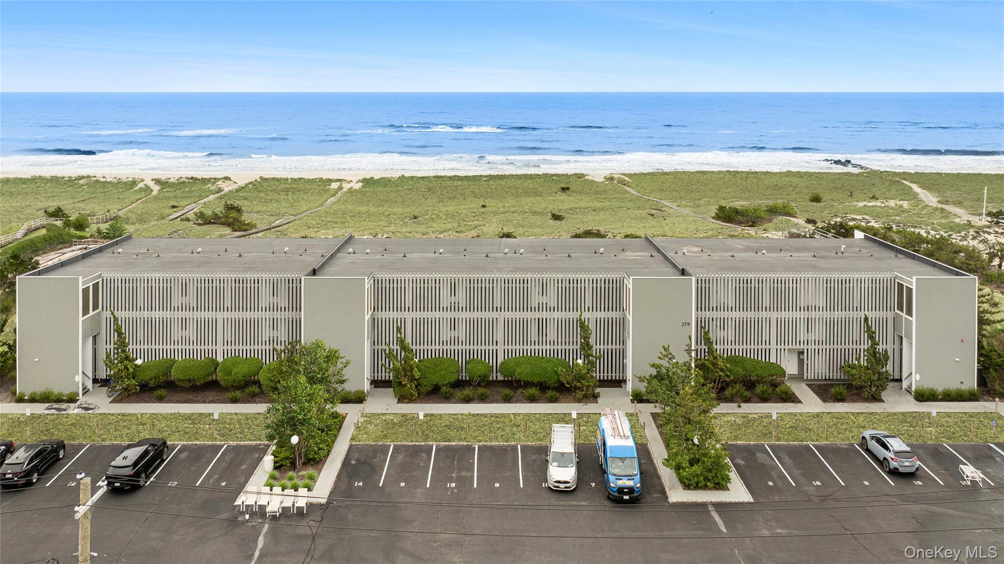 279 Dune Road 2