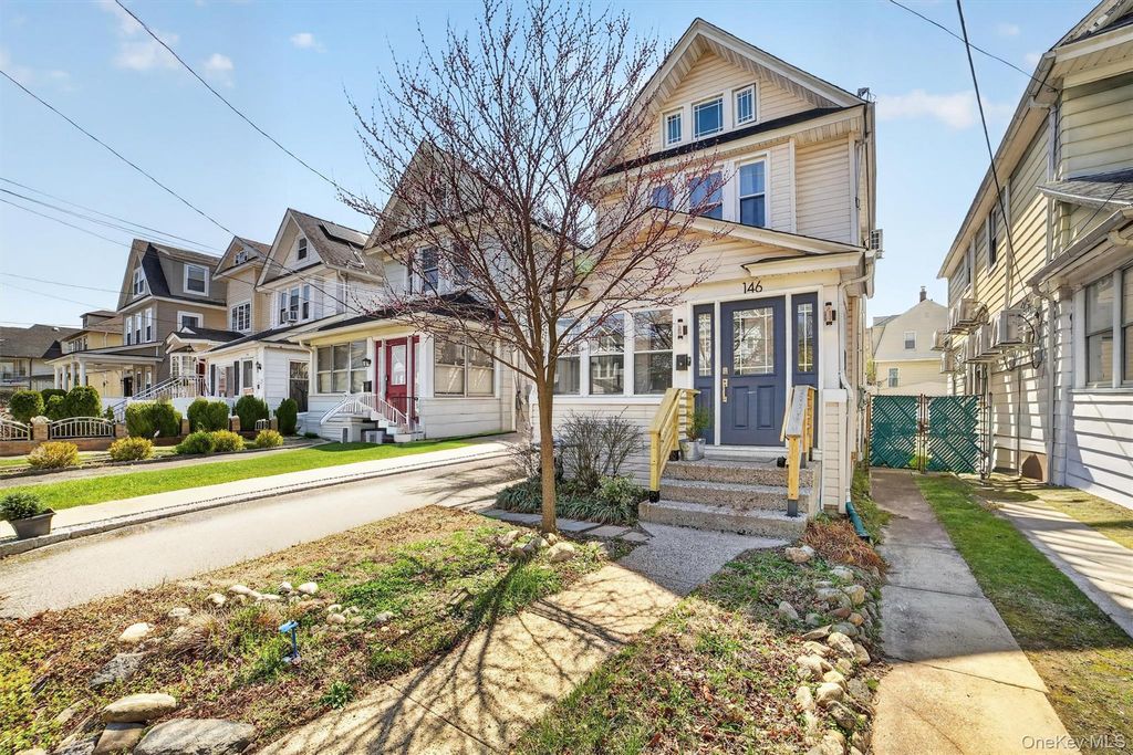 Photo of 146 Beechwood Avenue, Mount Vernon, NY 10553 (MLS # 982026)