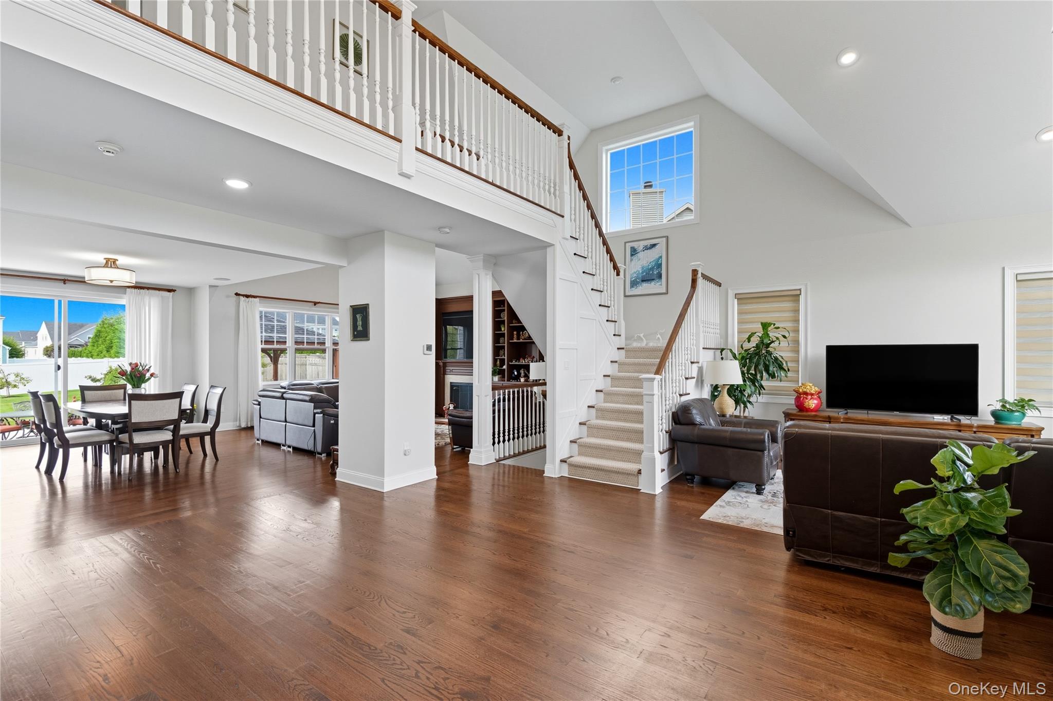 9 Fieldstone Court