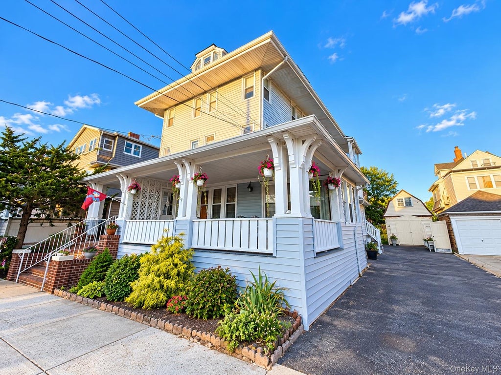 Photo of 164 Beach 122nd Street #2B, Rockaway Park, NY 11694 (MLS # 1059475)