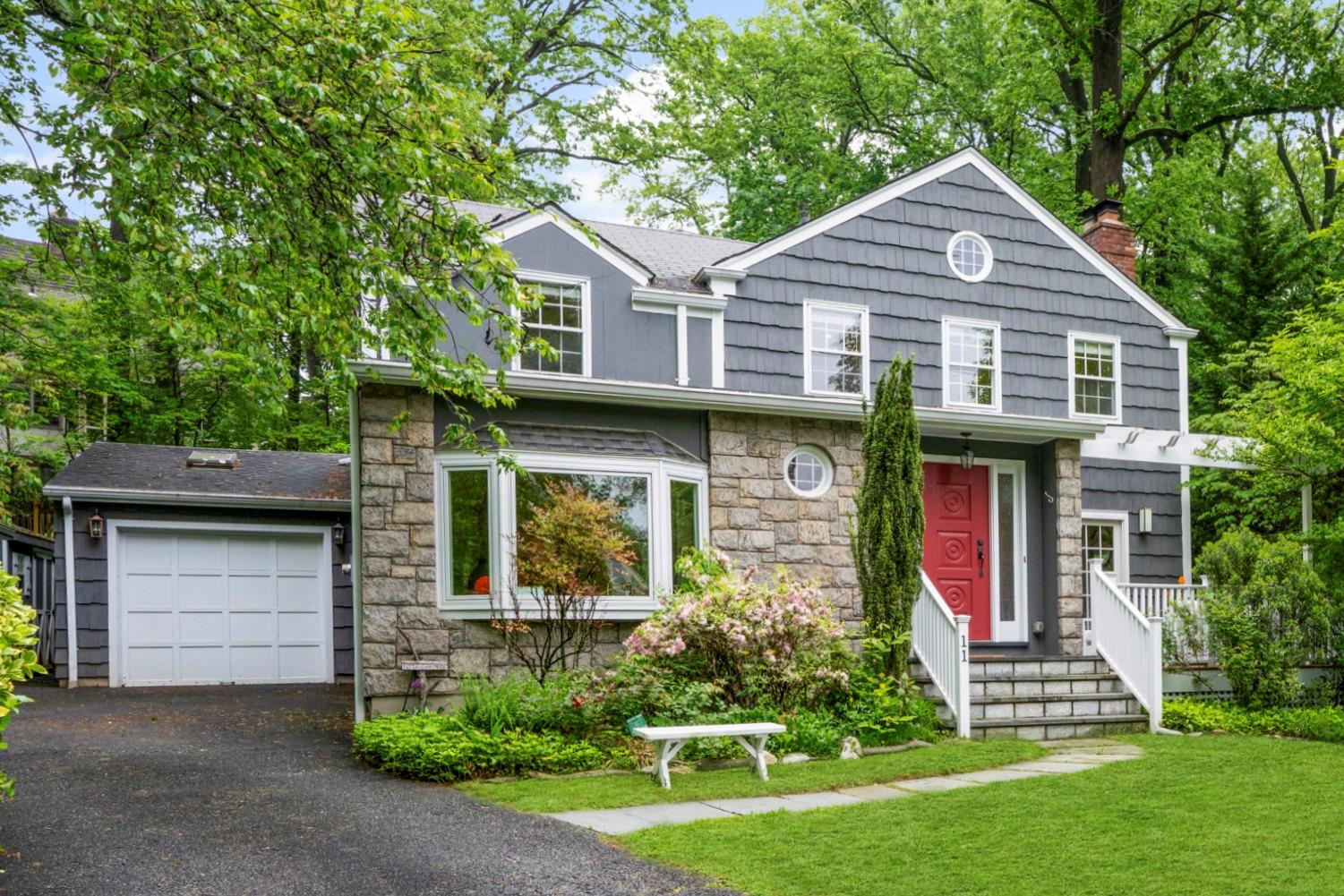 11 Devon Road, Larchmont, New York image 3