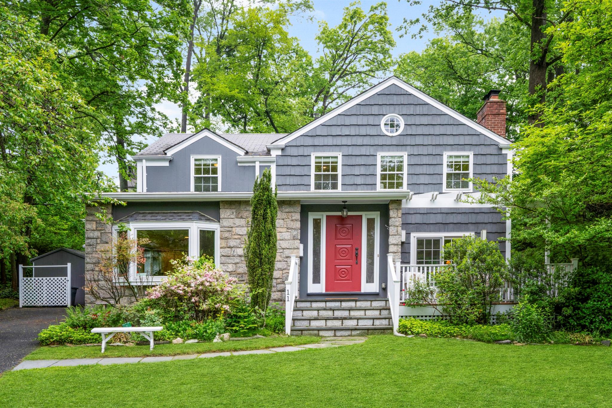 11 Devon Road, Larchmont, New York image 2