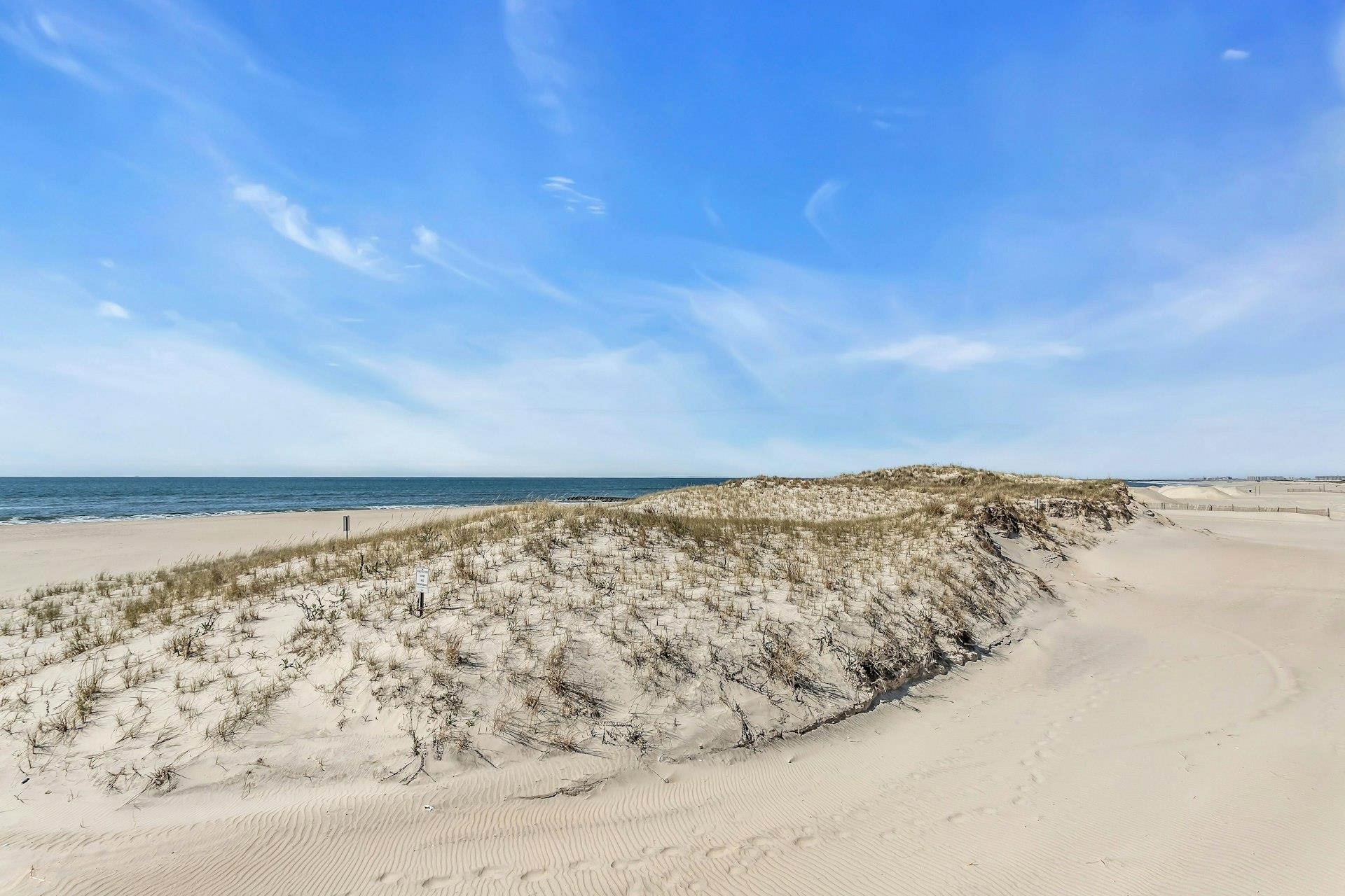 1402 Bay Boulevard, Atlantic Beach, New York image 40