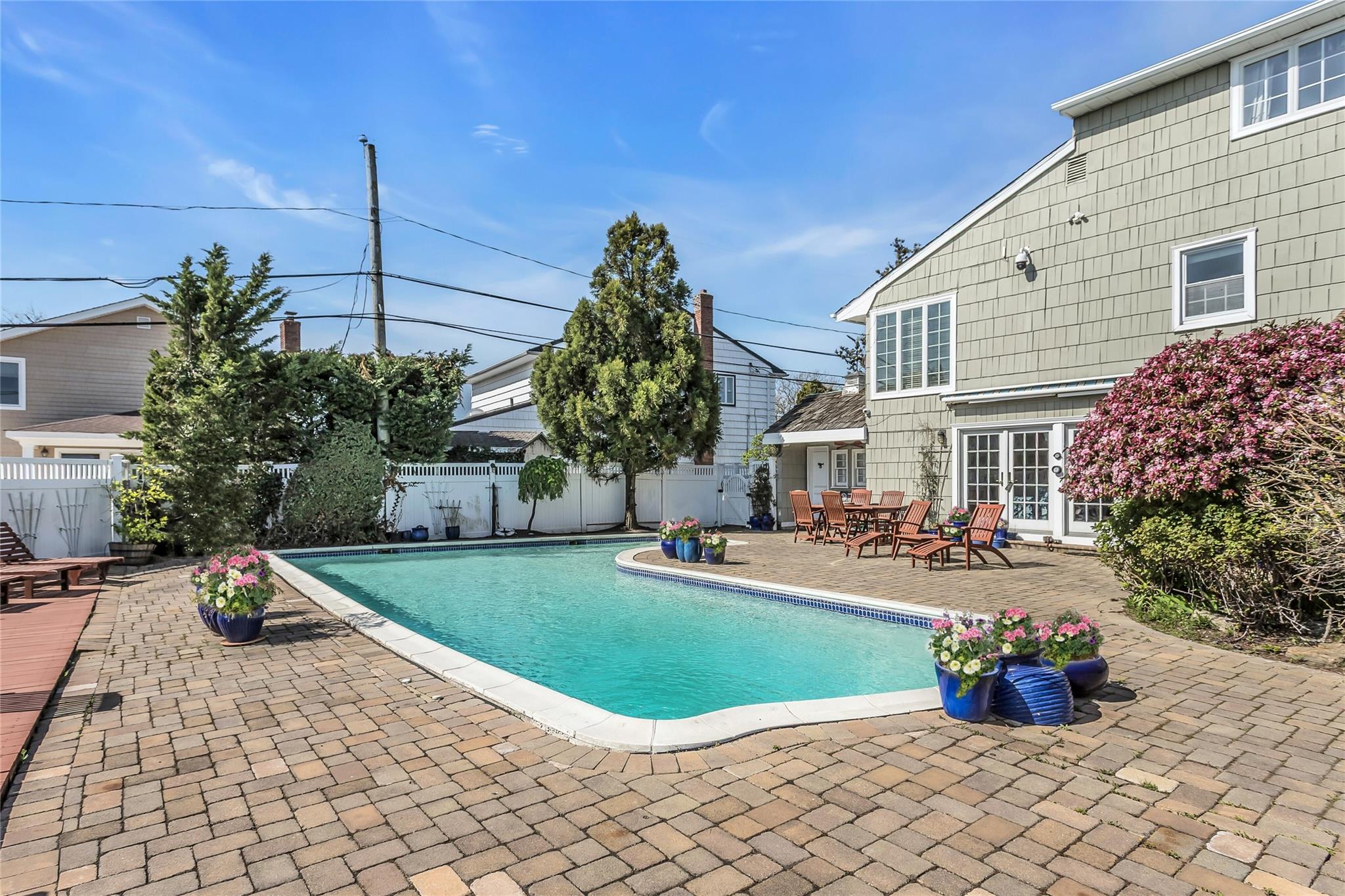 1402 Bay Boulevard, Atlantic Beach, New York image 30