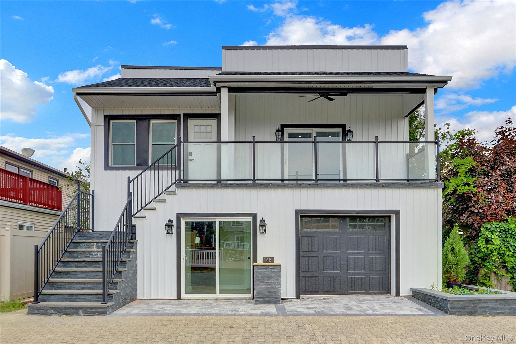 Long Beach, New York 11561, United States, 4 Bedrooms Bedrooms, ,3 BathroomsBathrooms,Residential,Active,219270