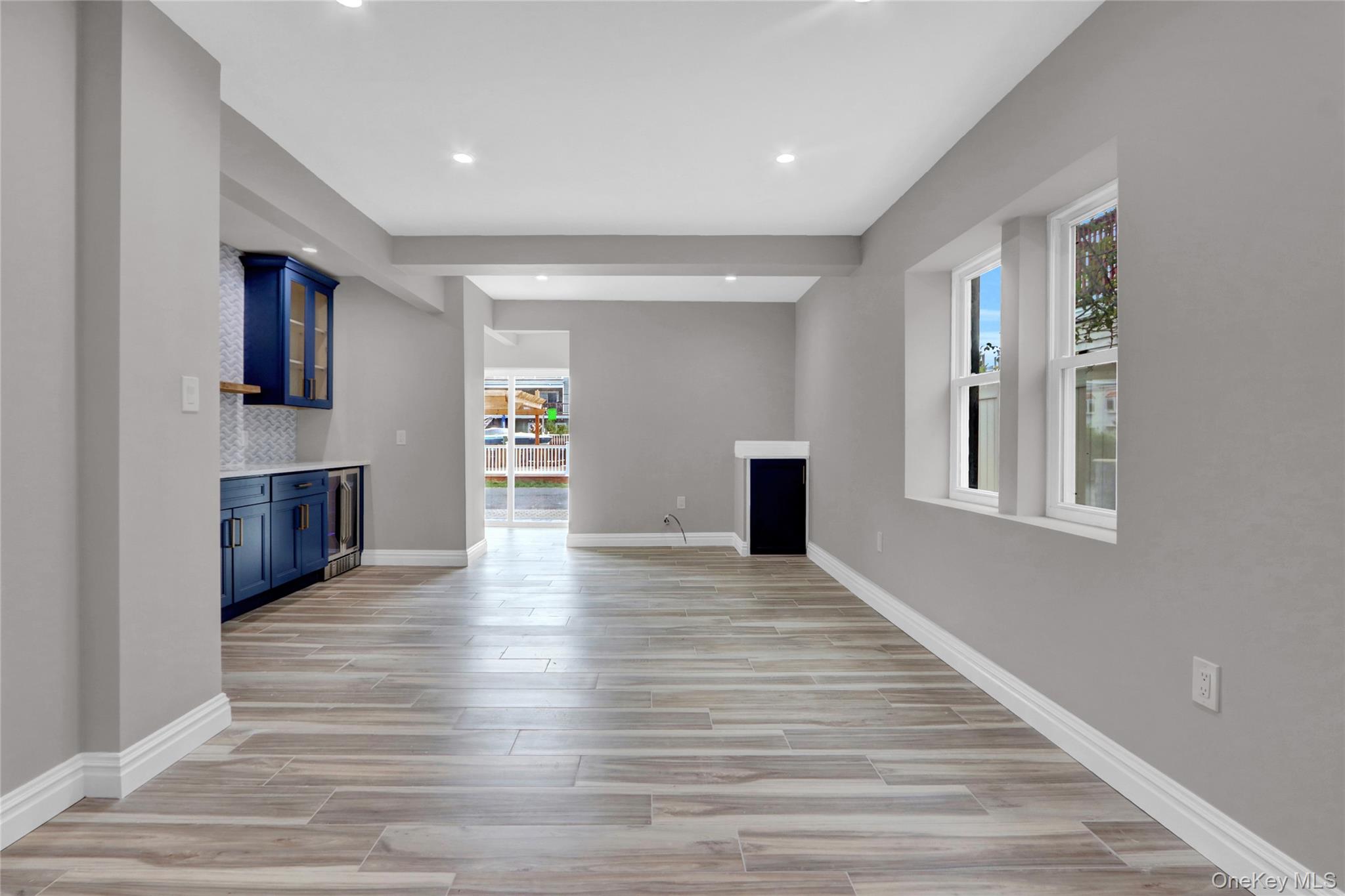 Long Beach, New York 11561, United States, 4 Bedrooms Bedrooms, ,3 BathroomsBathrooms,Residential,Active,219270