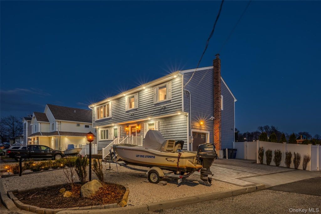 Photo of 2689 Riverside Avenue, Seaford, NY 11783 (MLS # 985560)