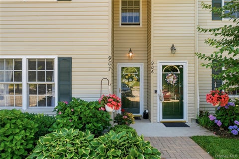 Condo For Sale - 907 Altessa Boulevard<br/> Suffolk County, Melville, NY 11747