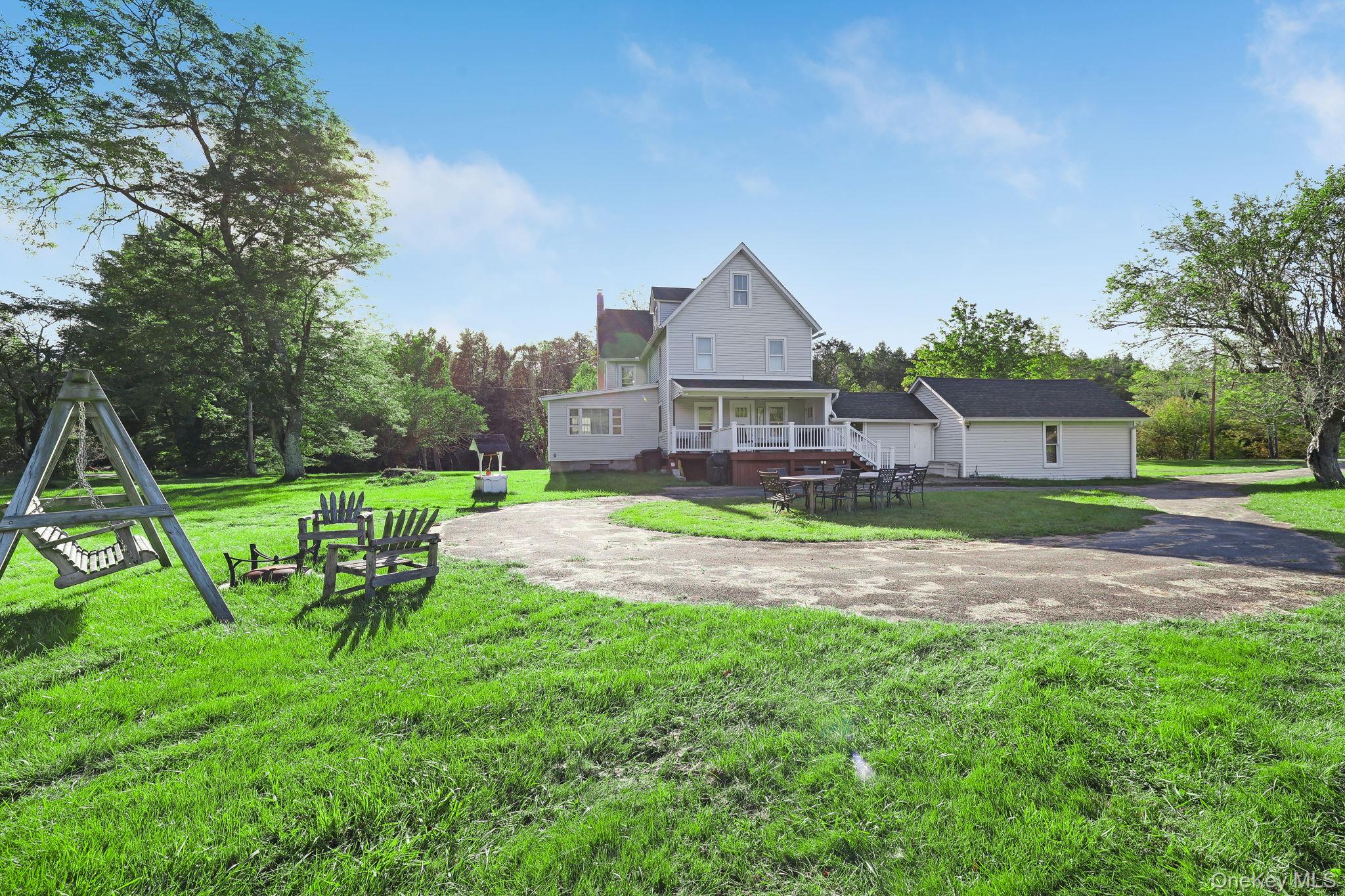 463 River Road