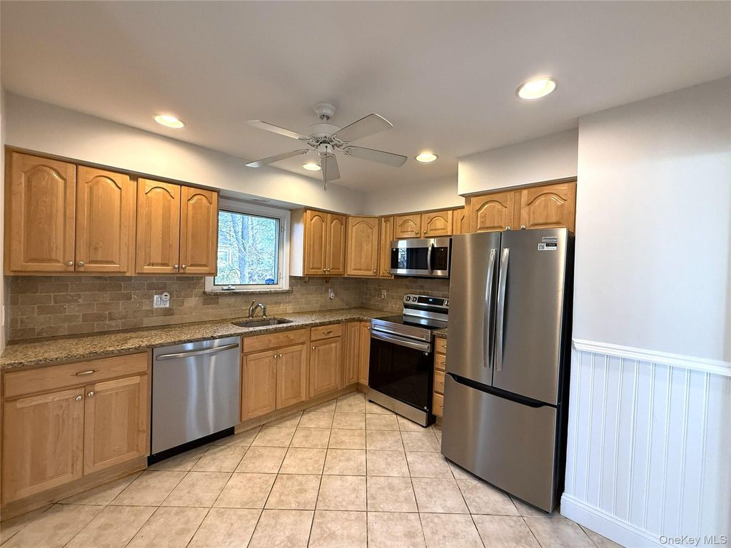 Photo of 59 Watson Avenue, Ossining, NY 10562 (MLS # 951629)