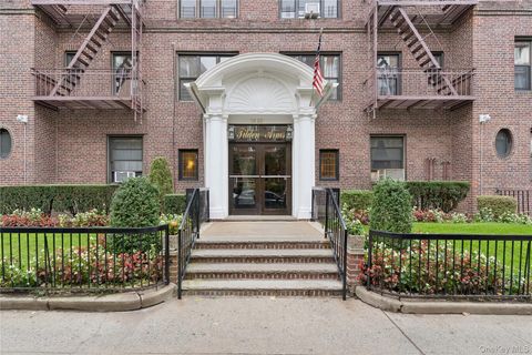 Homes For Sale - 73-20 Austin Street #1E<br/> Forest Hills, NY 11375