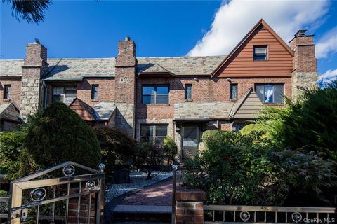 Photo of 86-31 62nd Avenue, Rego Park, NY 11374 (MLS # 929041) Photo of 86-31 62nd Avenue, Rego Park, NY 11374 (MLS # 929041)