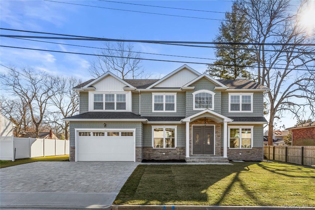 Photo of 51 Bedford Avenue, Westbury, NY 11590 (MLS # 885866)