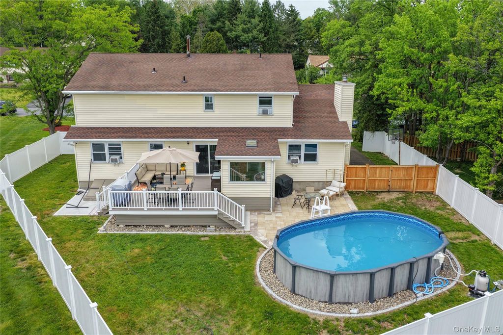 Photo of 37 Guernsey Drive, New Windsor, NY 12553 (MLS # 1003311)