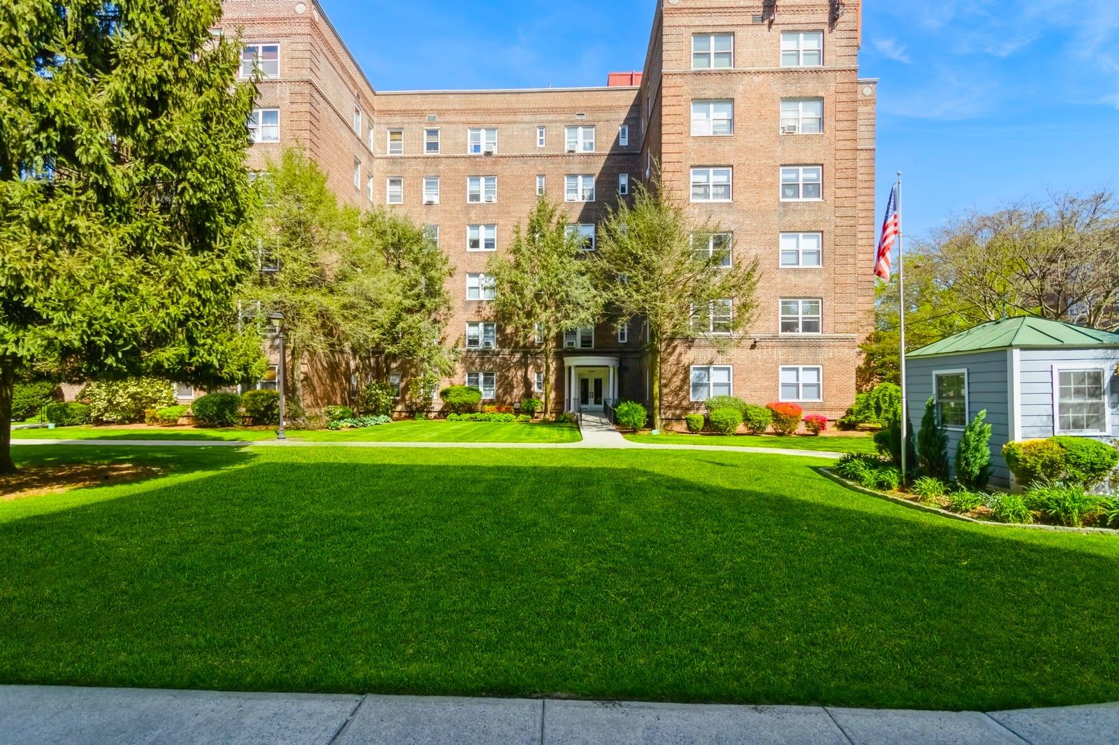 90 Bryant Avenue #F-3D, White Plains, New York image 3